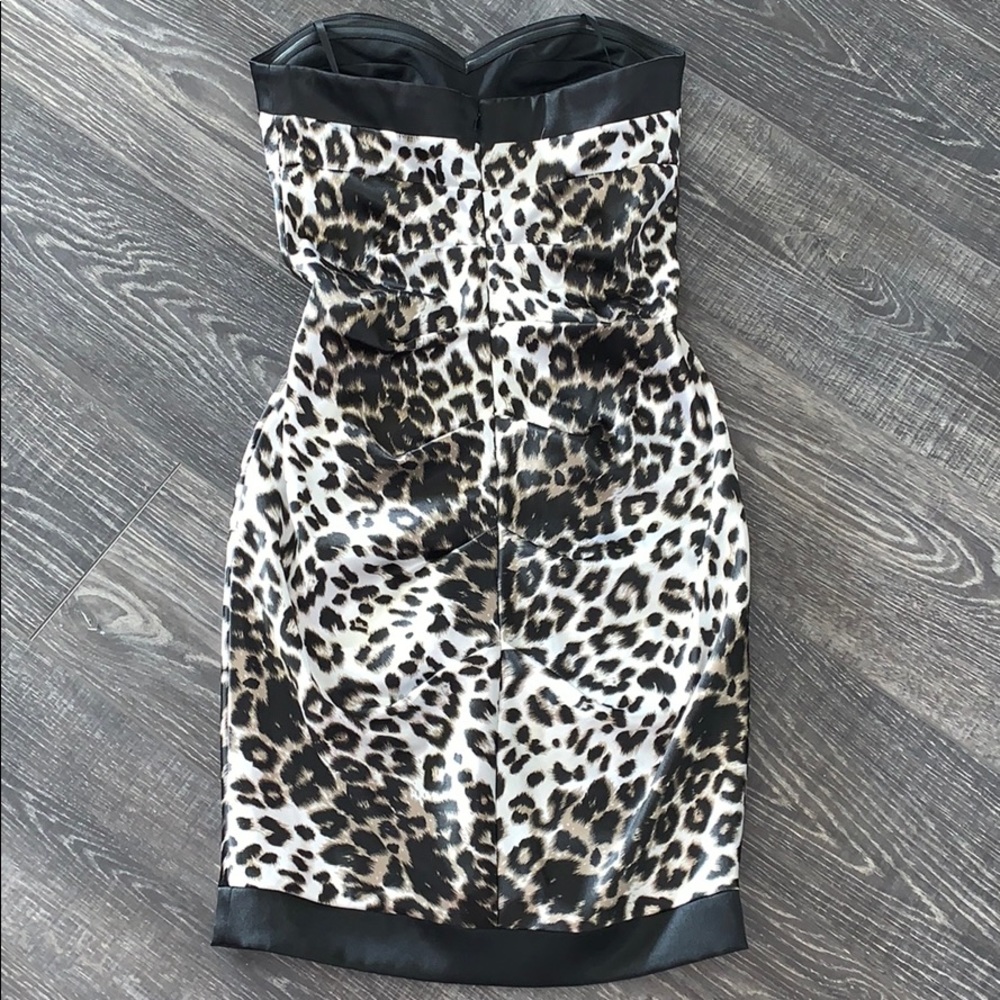Cheetah print dress - Picture 3 of 6